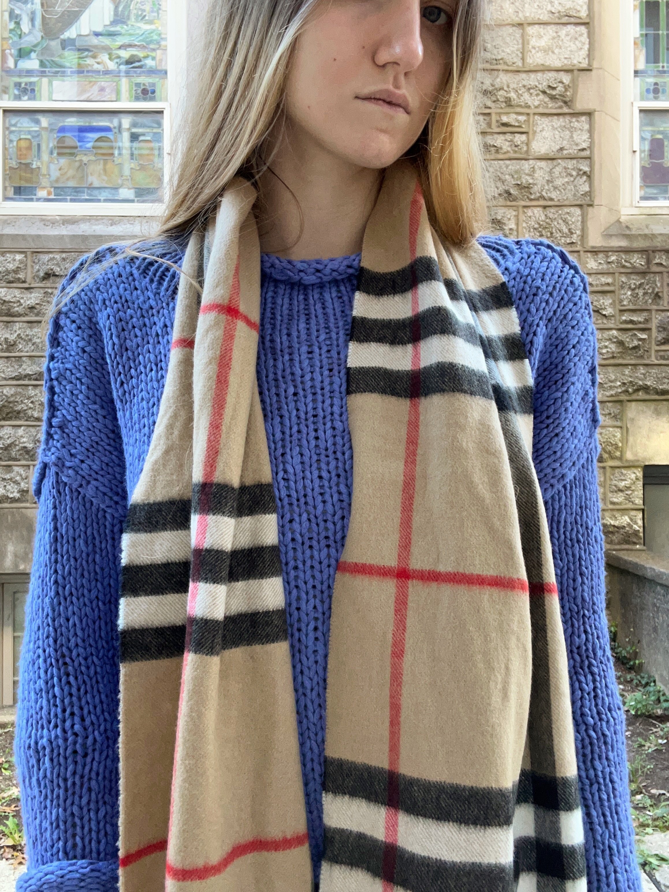 Accessorize your look with this gorgeous Burberry scarf and cufflinks!🧣 New in at @greenestreetprinceton 

Burberry Cufflinks $75.95
Burberry cashmere scarf $300.95

Call or email us for inquiries!
📞609-904-3004
📧princeton@greenestreet.com