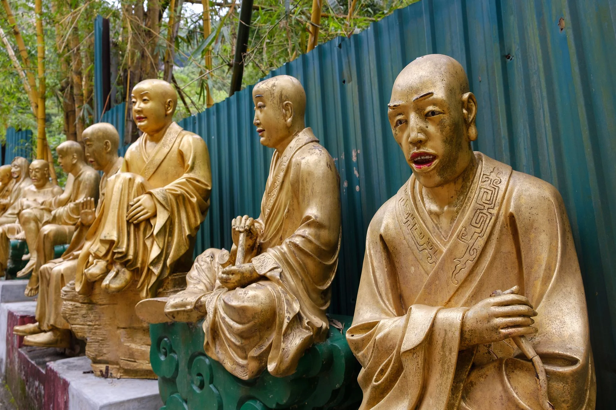 10 thousand buddhas temple