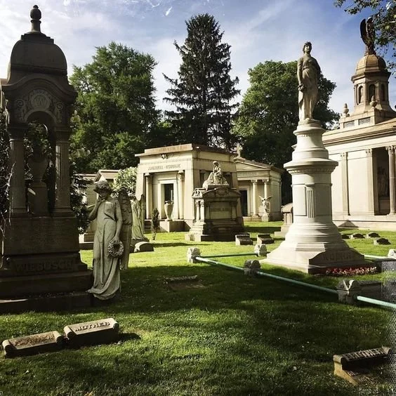 A Fragrant Tour of the Trees of Green-Wood Cemetery-Alchemologie