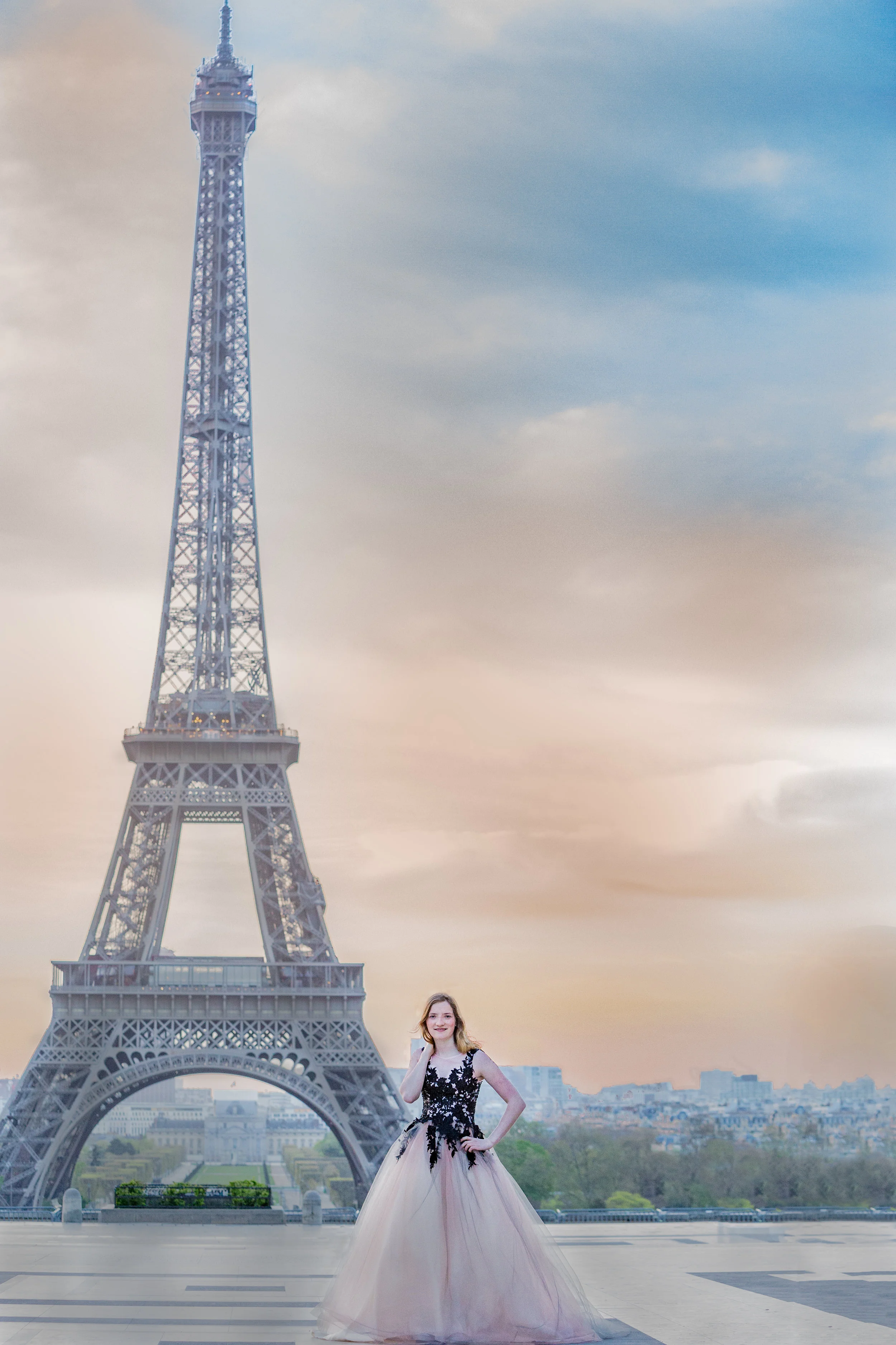 Ashlyn in Paris