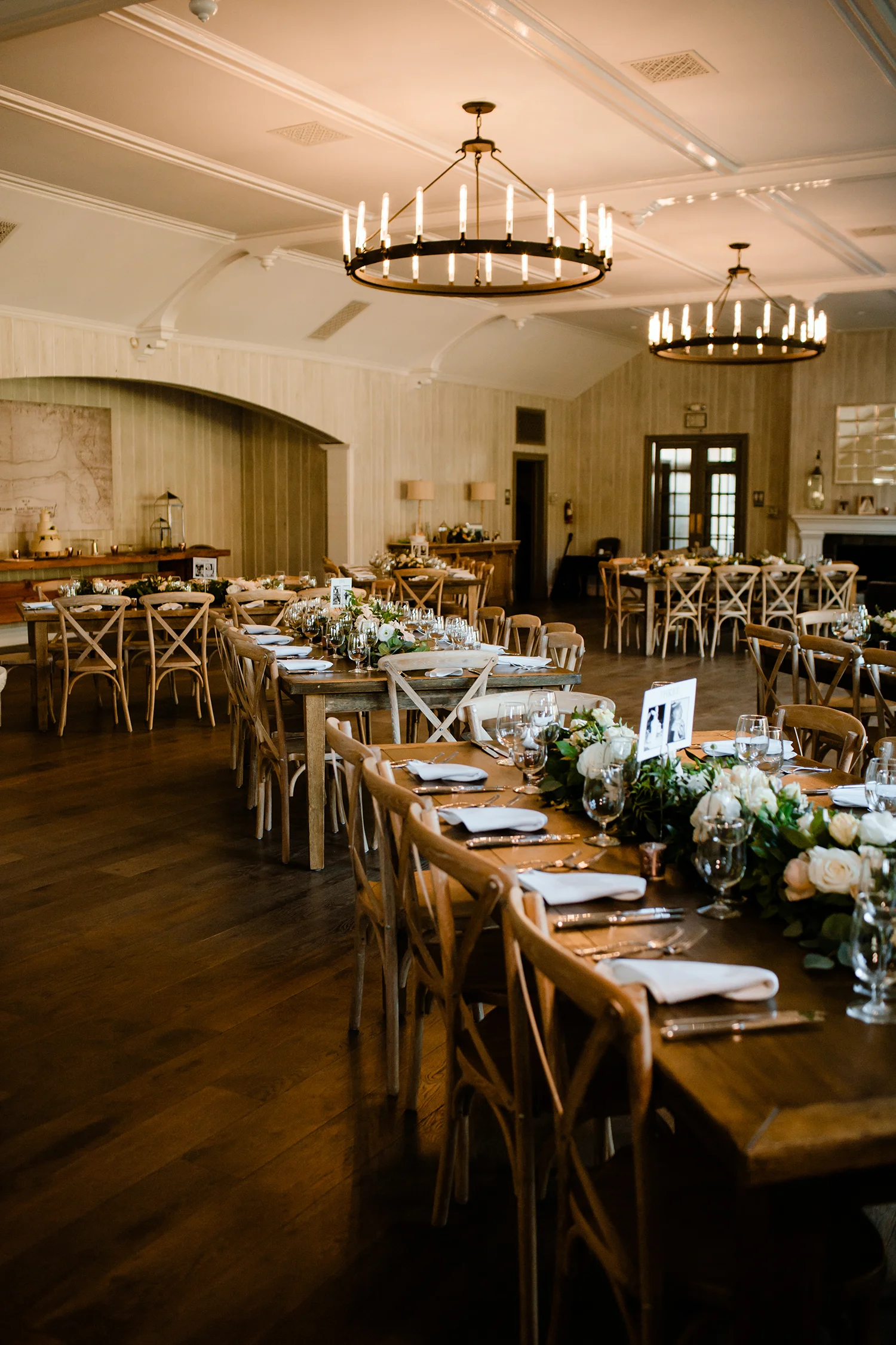 Alla and Ben Dining Room The Lodge at Malibou Lake Wedding.jpg