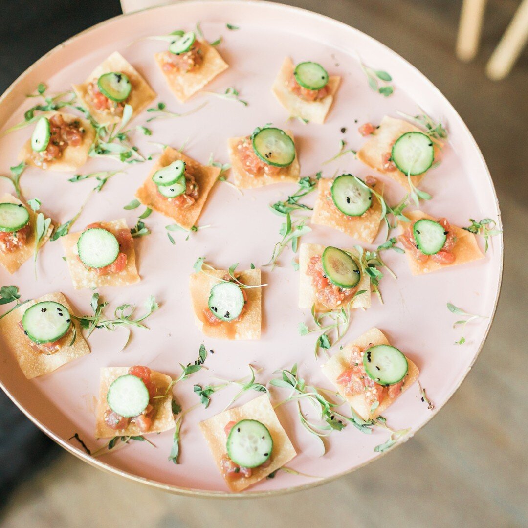 Ahi Tuna Tartare 🐟 with Wasabi-Pickled Persian Cucumber⠀⠀⠀⠀⠀⠀⠀⠀⠀
. . .⠀⠀⠀⠀⠀⠀⠀⠀⠀
📷  @katiejacksonphoto⠀⠀⠀⠀⠀⠀⠀⠀⠀
📋 @eventsbyemilykay⠀⠀⠀⠀⠀⠀⠀⠀⠀
🌺 @ezaifloraldesign⠀⠀⠀⠀⠀⠀⠀⠀⠀
🍽 @chefcordelia⠀⠀⠀⠀⠀⠀⠀⠀⠀
🎤 @heymisterdj⠀⠀⠀⠀⠀⠀⠀⠀⠀
🍰 @kingshawaiianbakery⠀⠀⠀