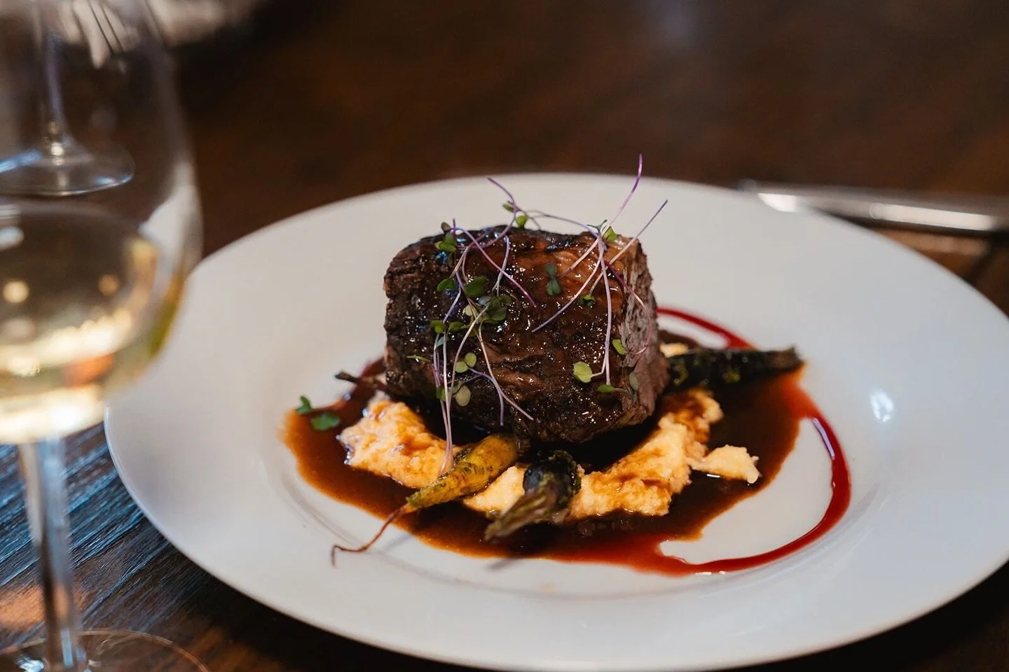 A wedding filled with personality calls for a menu to match.
Chef Cordelia and our team work with each couple to create a dining experience that feels personal, elevated, and perfectly at home by the lake.

Every detail and personality considered. Ev