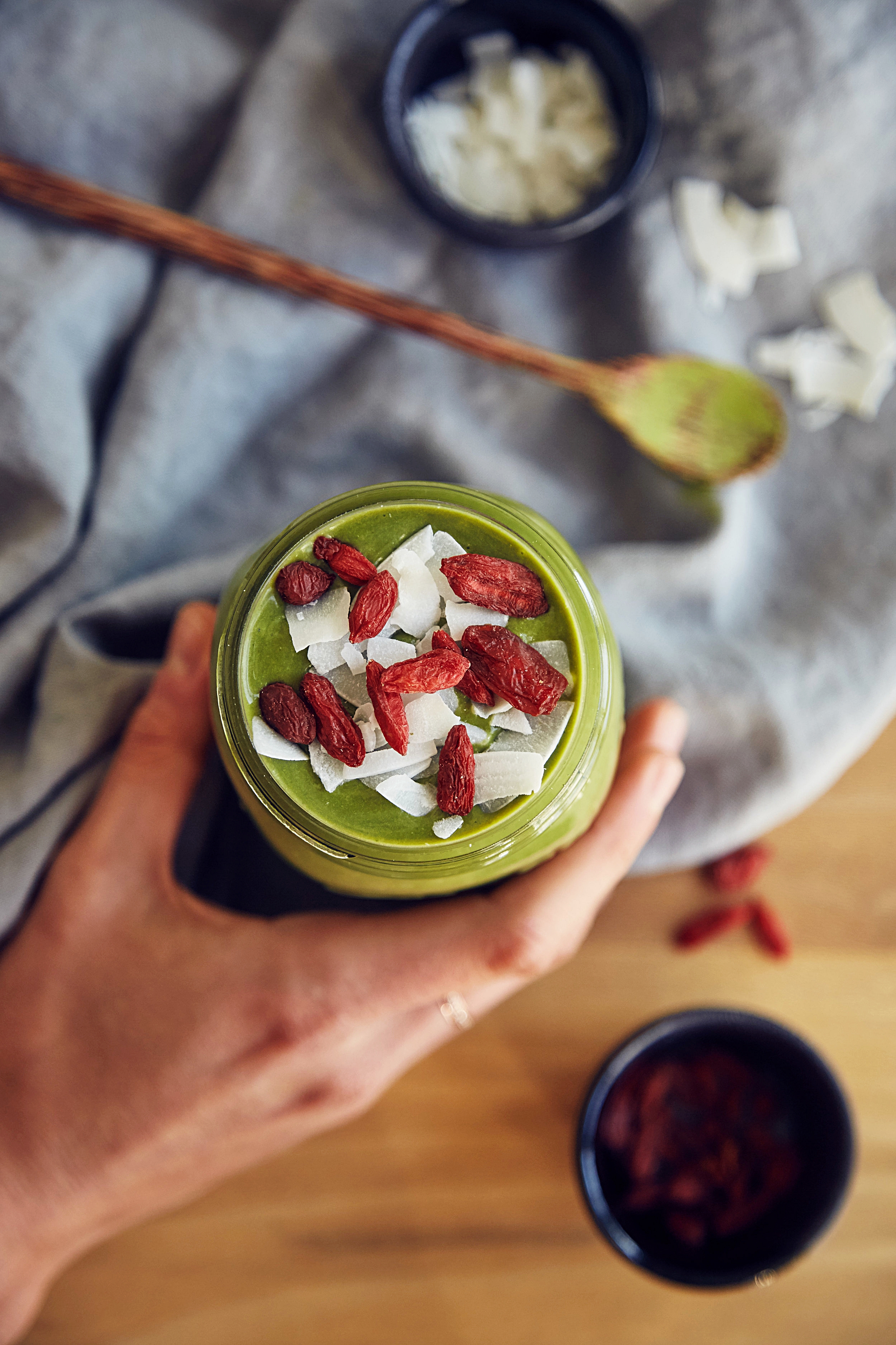 matcha coconut smoothie