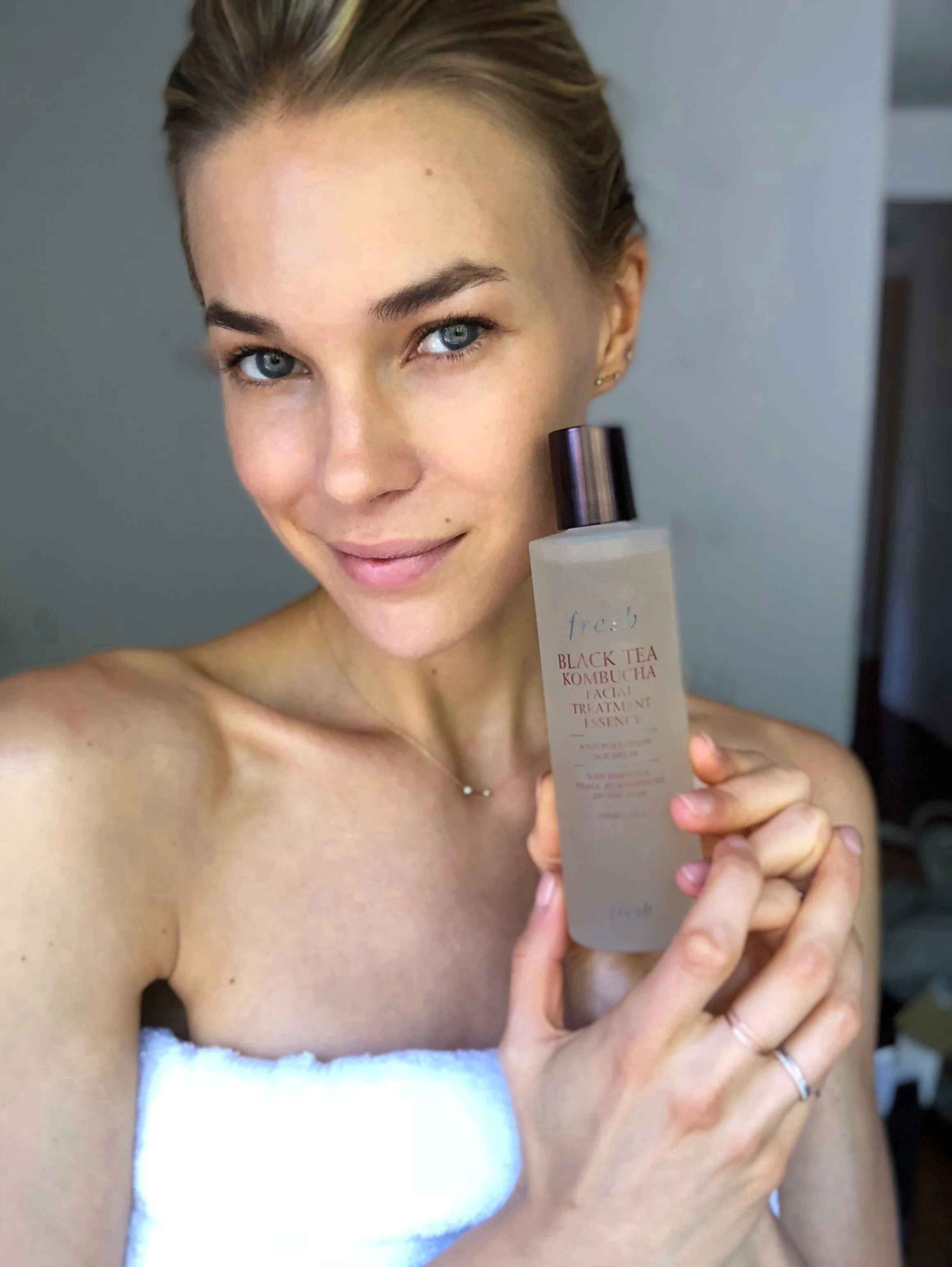fave products // fresh beauty black tea kombucha facial treatment essence