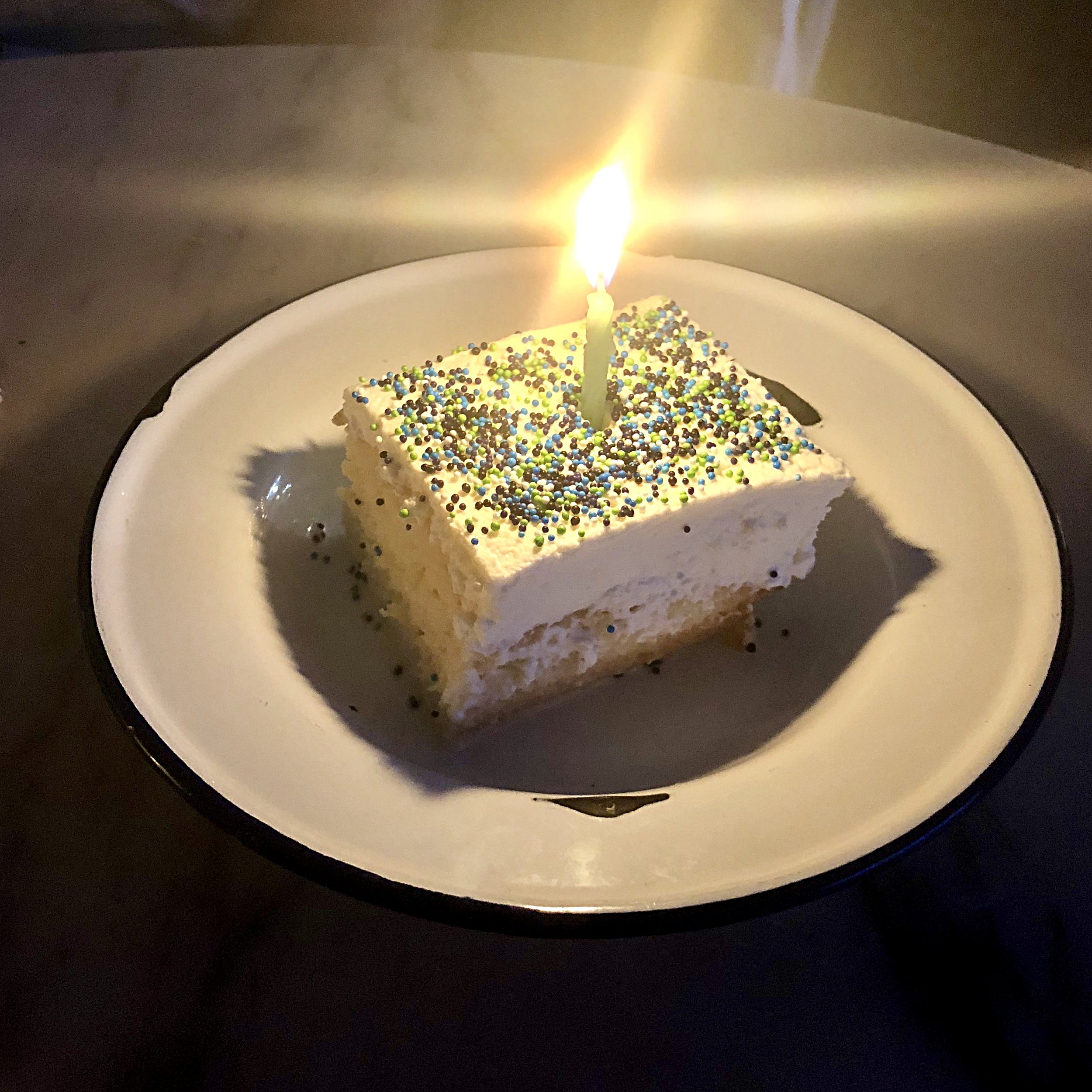 tres leches birthday cake