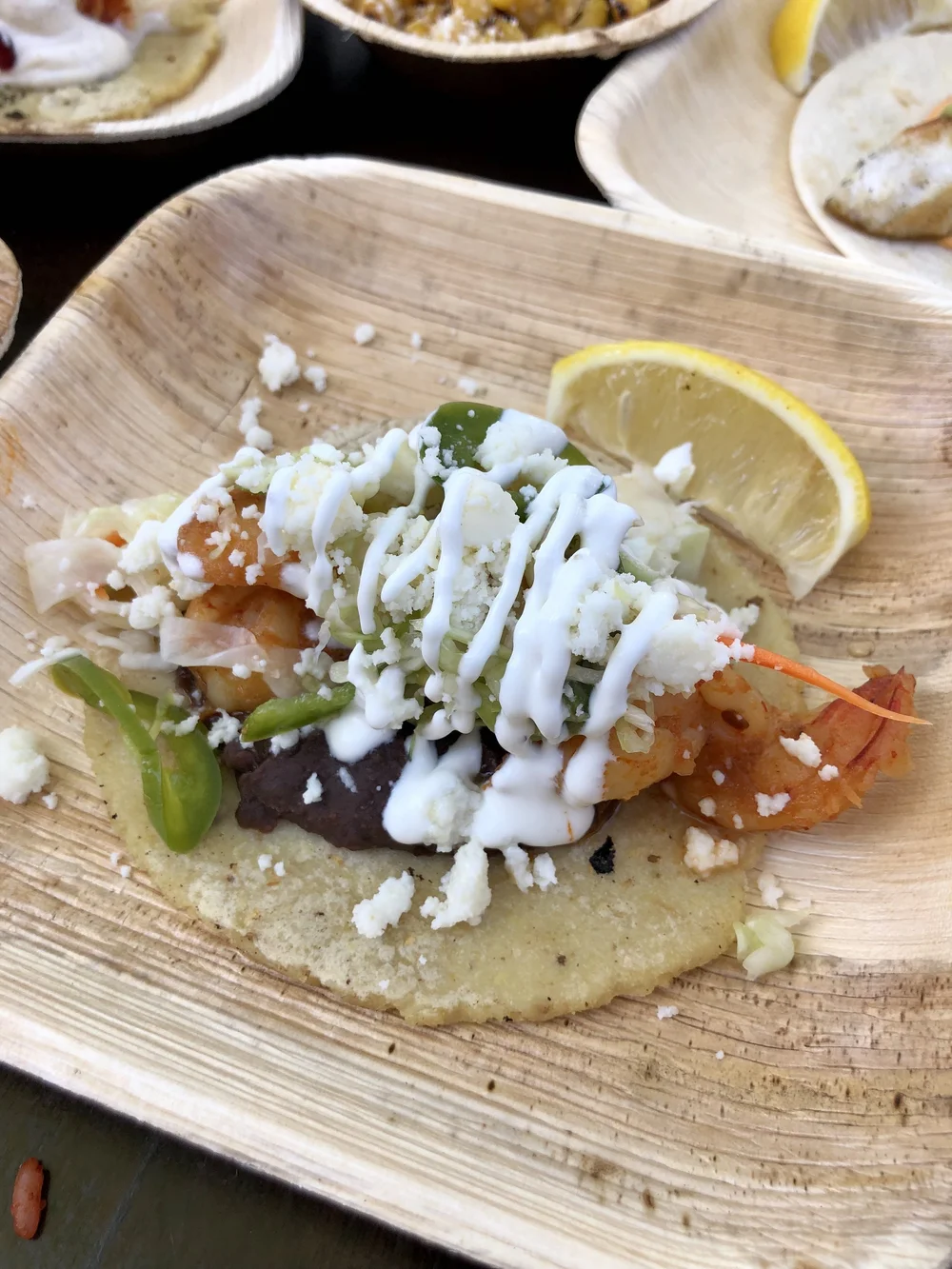  camarón // garlic chipotle shrimp + morita black bean purée + jalapeño slaw + crema + queso fresco 
