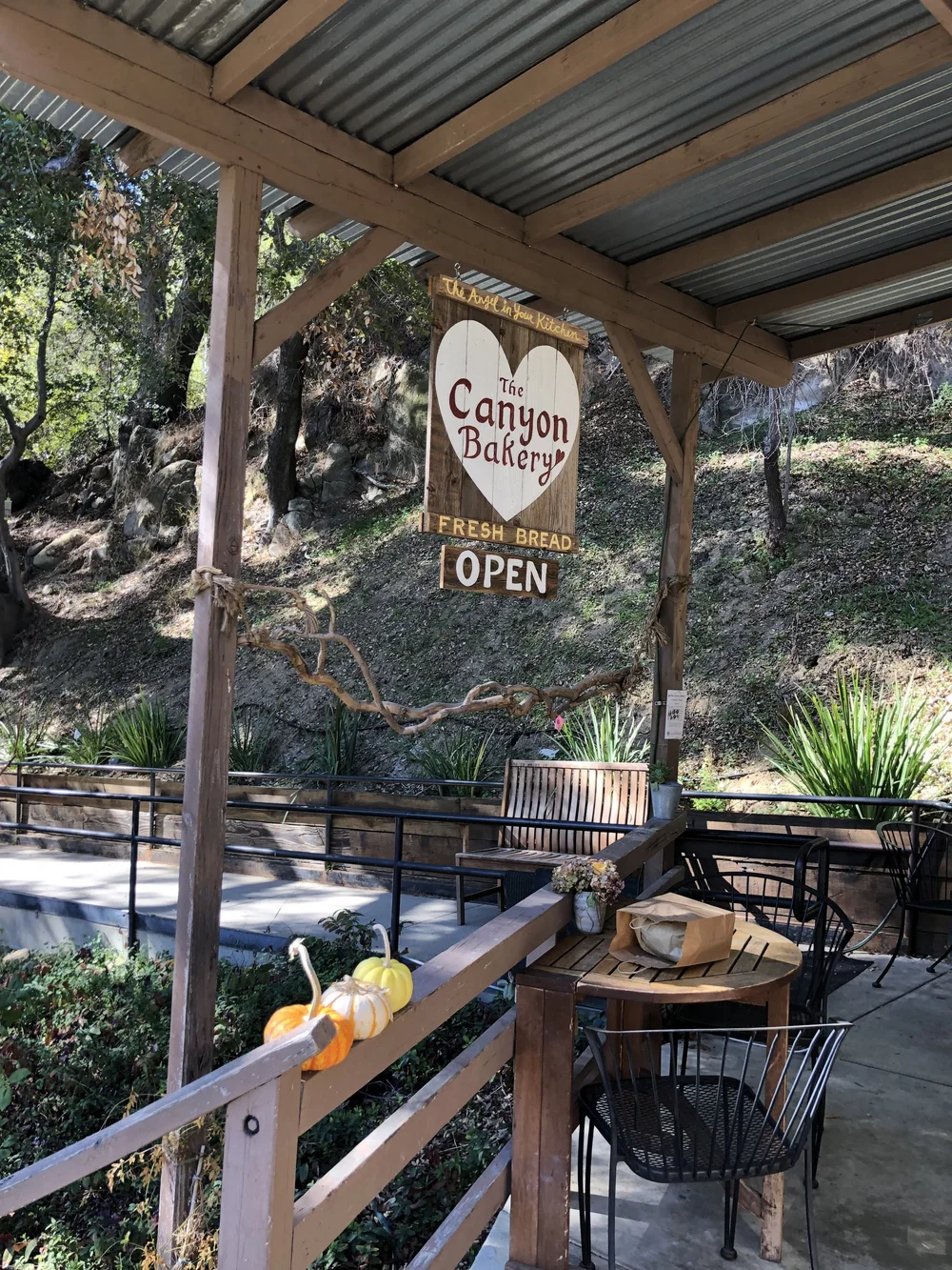 canyon bakery topanga