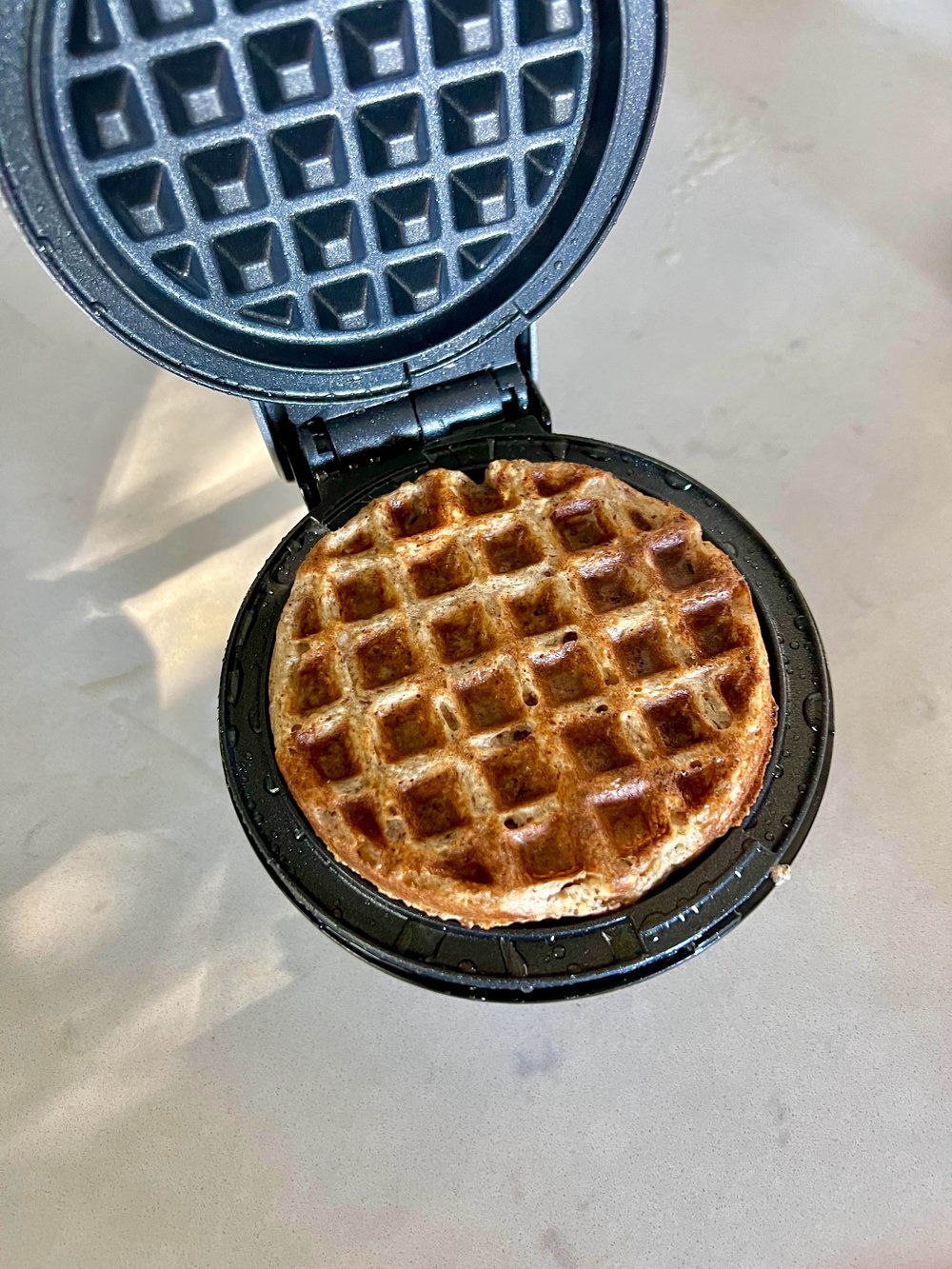 mini waffle maker