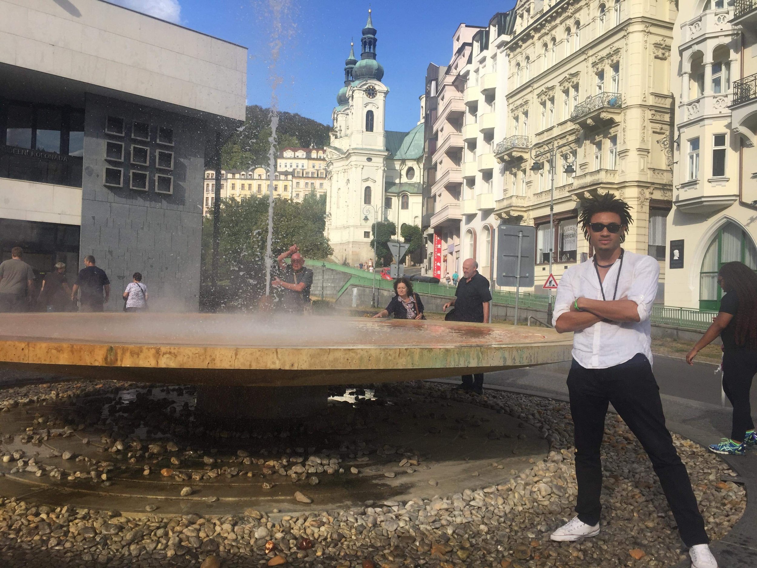 Karlovy_Vary-naturalsprings.JPG