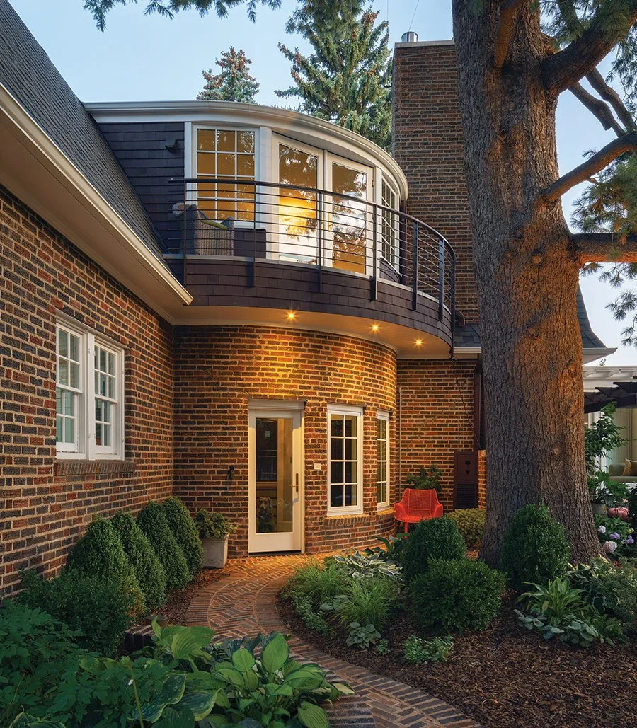 LONGMONT HISTORIC RENOVATION
