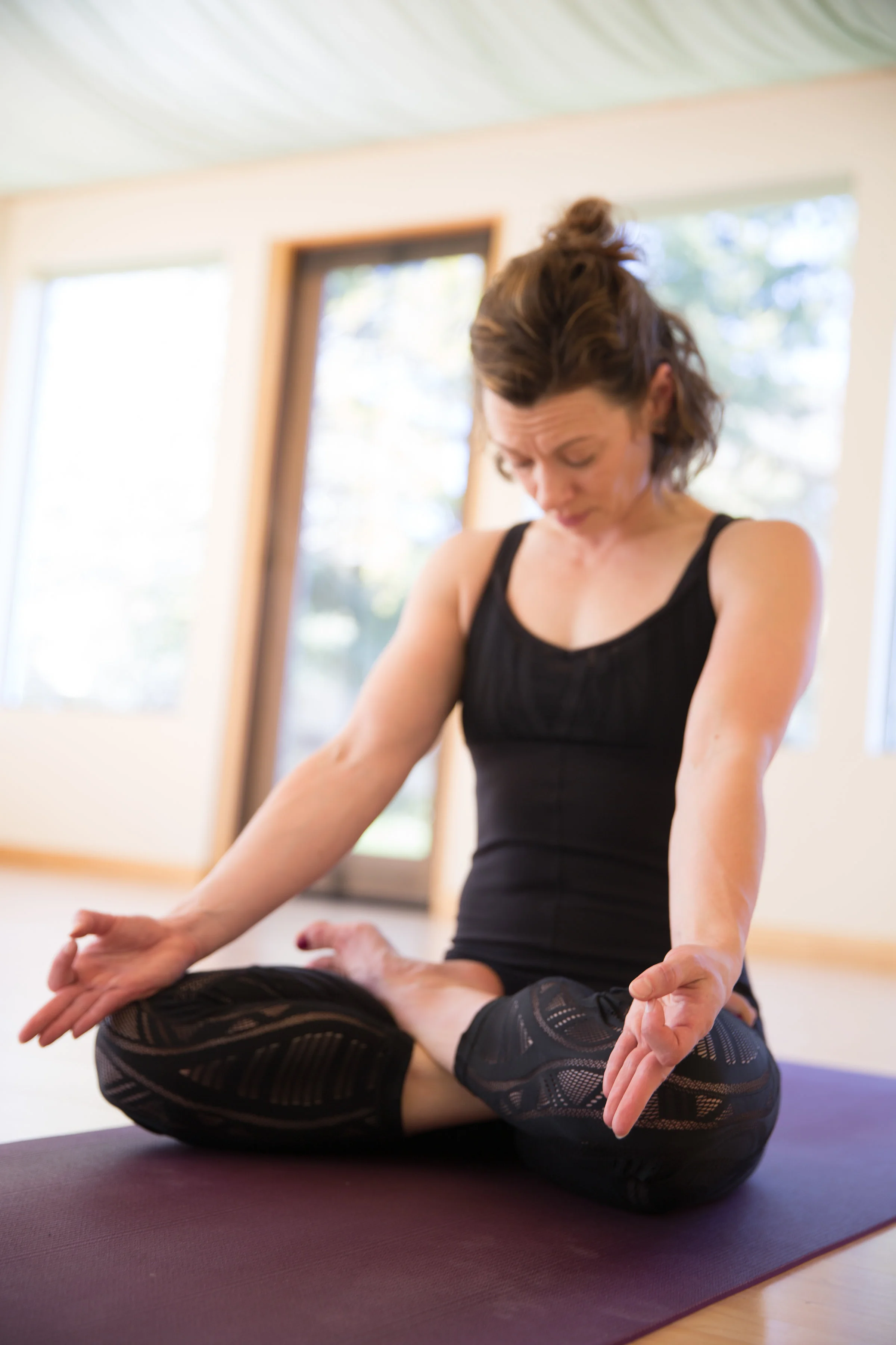 0158_5.18.17.LauraYogaSession.jpg