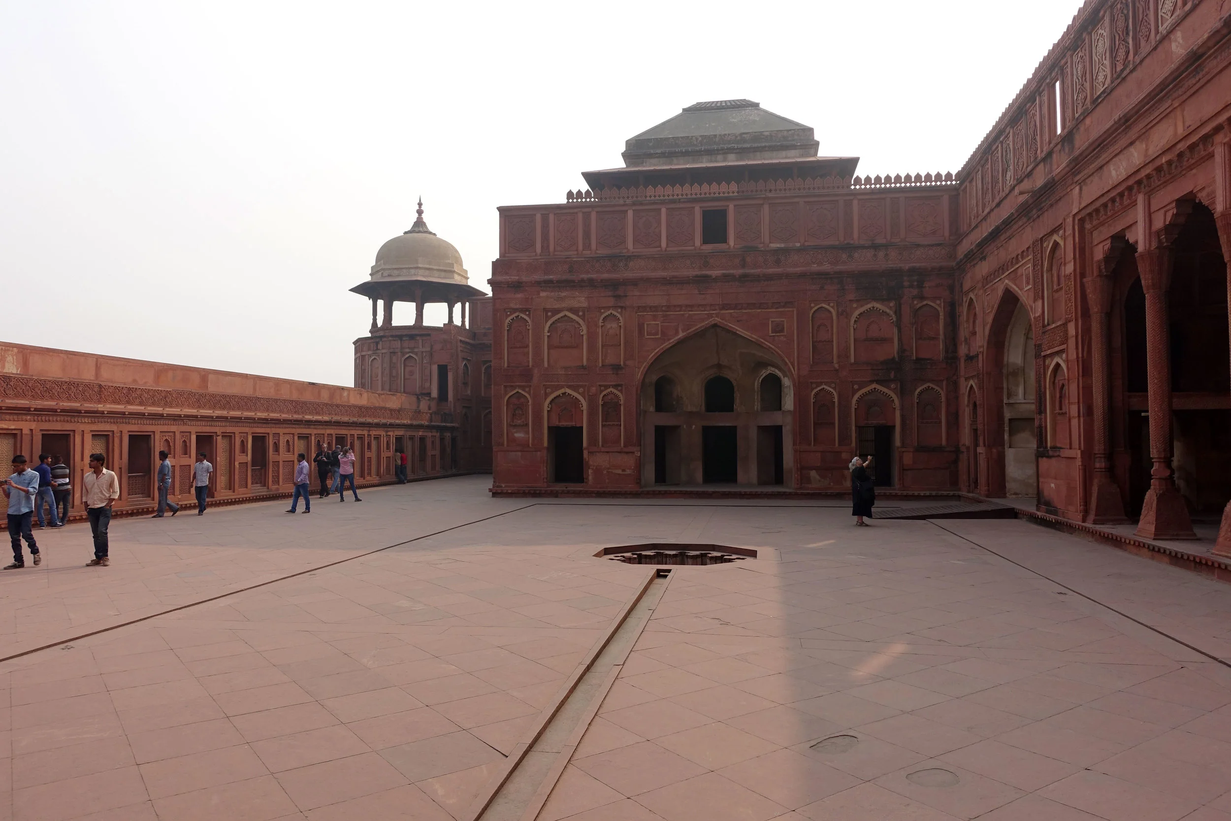 The fountain seen from a distance