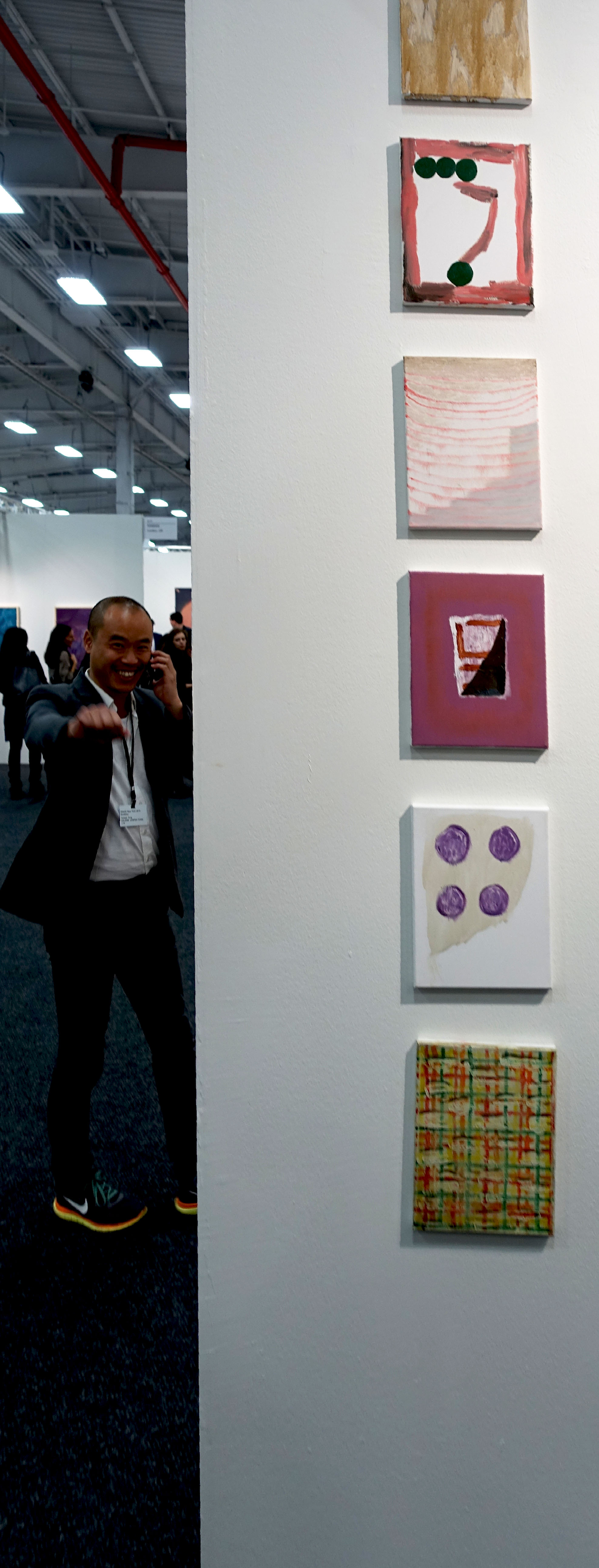 I was happy to see and visit with Joe Tang busy as usual in his booth manning the phone @ Galerie Joseph Tang 