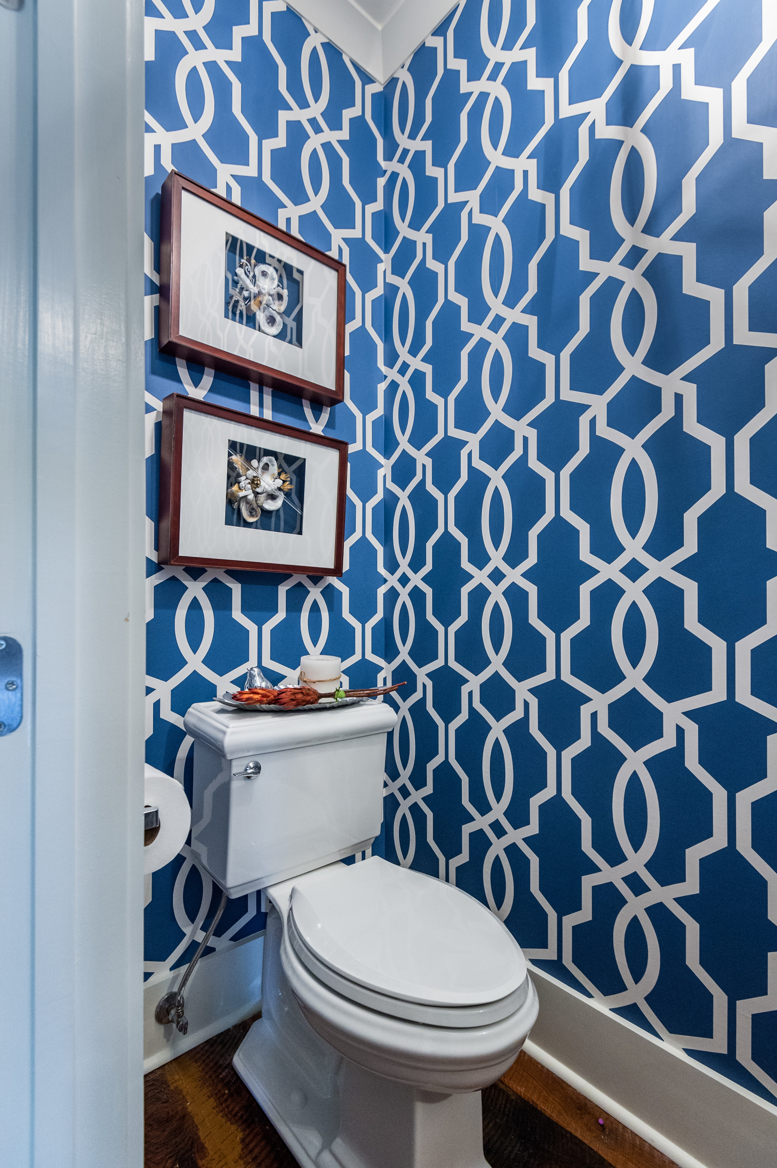 blue and white bathroom new orleans interiors khb interiors