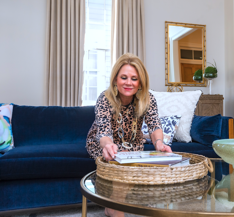 pic of kelly KHB Interiors new orleans interior designer loving their job old metairie luxury homes .png