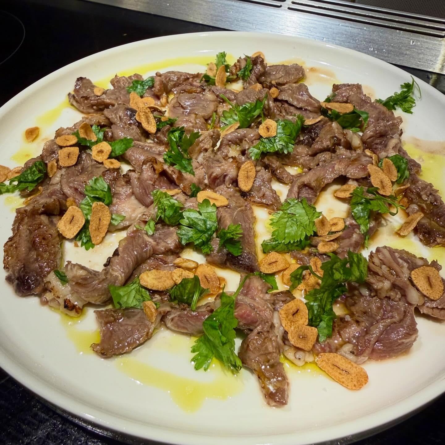 Did I hand pull/absolutely butcher this cilantro? Yup.

Do I care? Nope &lsquo;cause I am cooking for myself and it&rsquo;s been a long winter of makin&rsquo; the dank food so this is keeping it casual. Still smacked.

✨ @r.farmers.market Cogyu Oyste