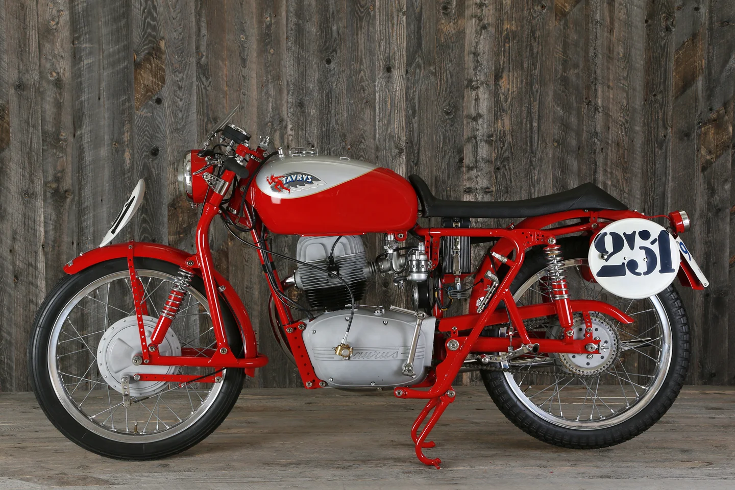 1956 TAURUS 200SS 2.JPG