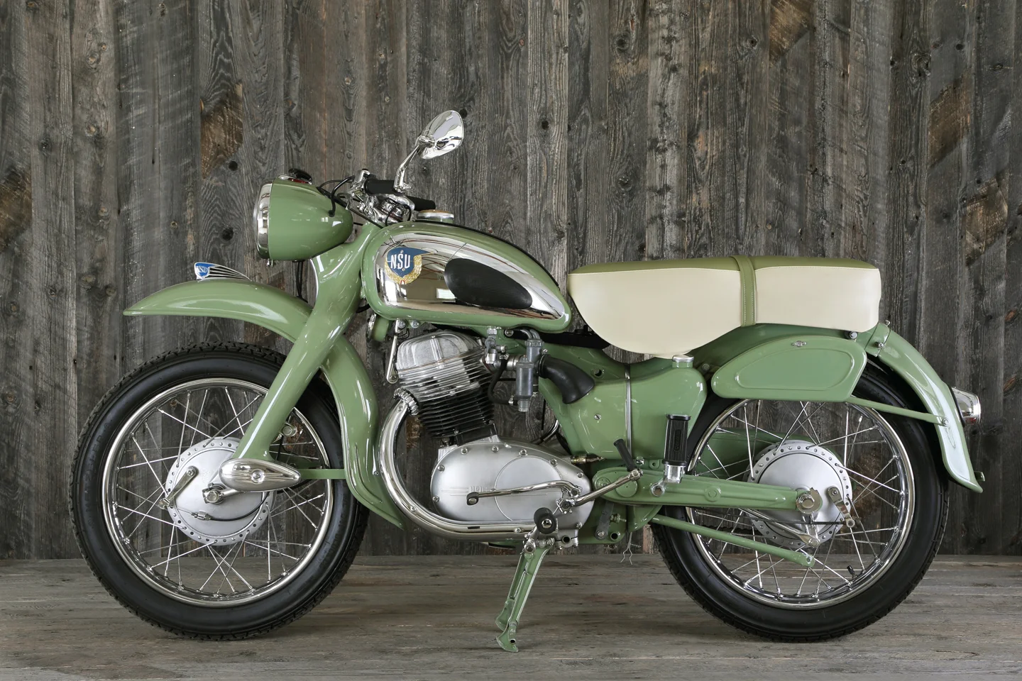 1957 NSU SUPERMAX 250 2.JPG