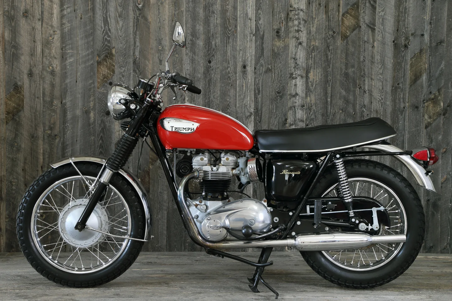 1968 TRIUMPH BONNEVILLE 2.JPG