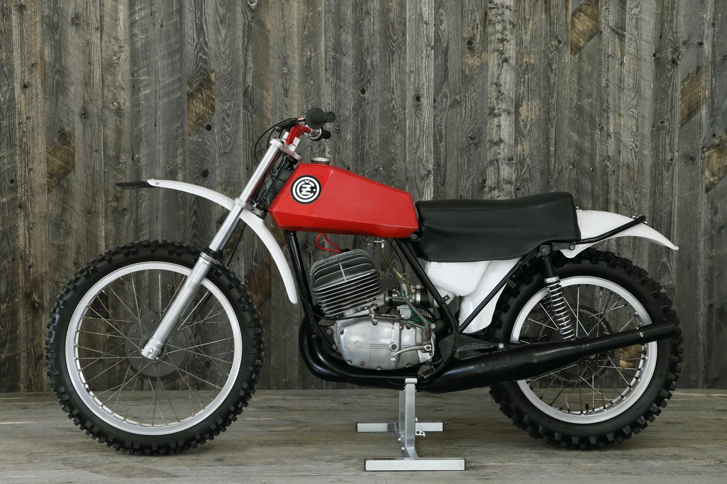 1974 CZ 400 CROSS 2.JPG
