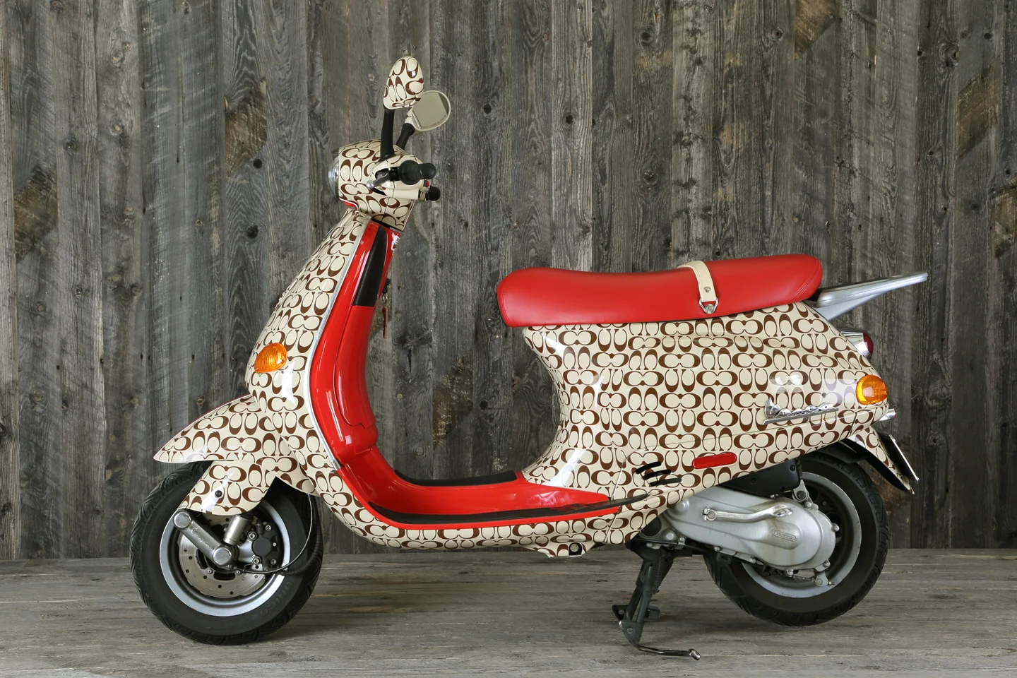 2002 VESPA ET2 COACH 2.JPG