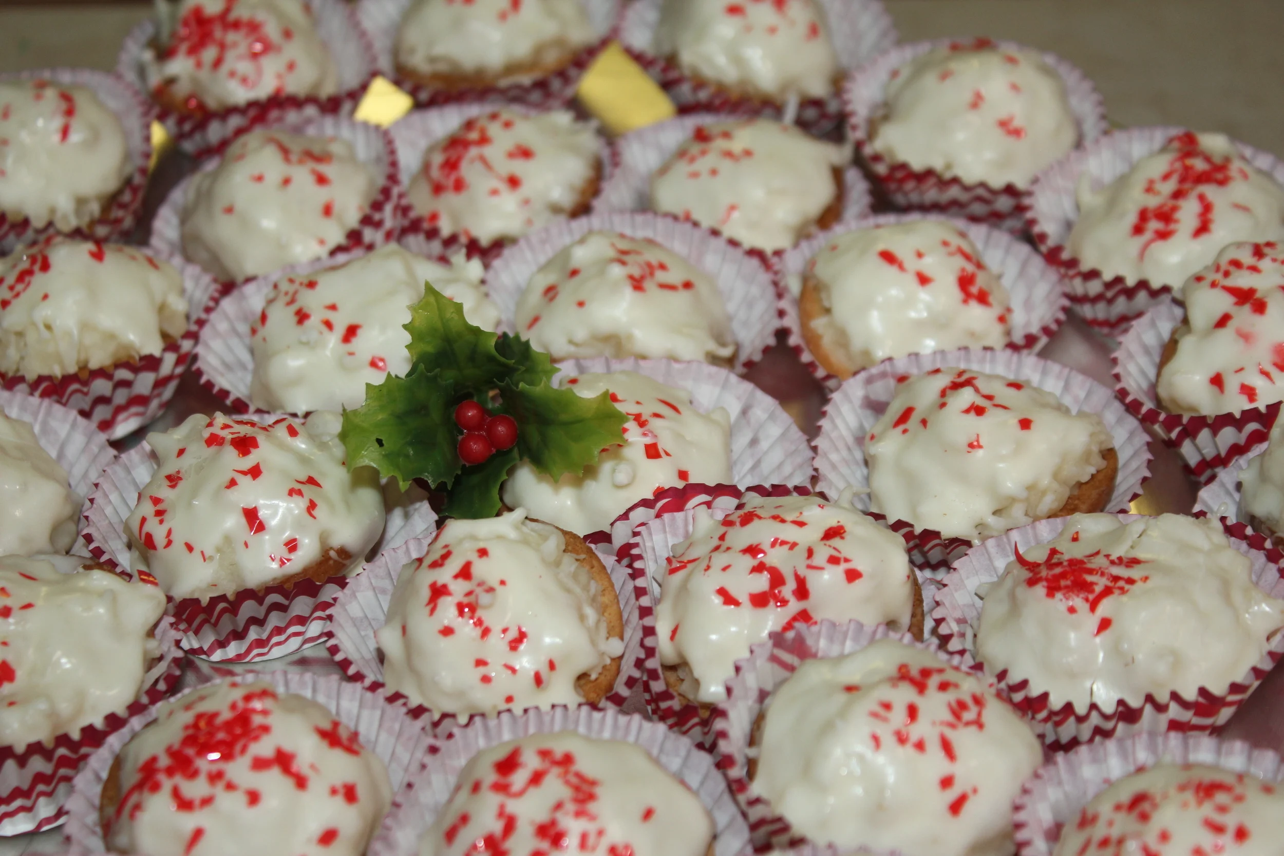 White Chocolate Macadamia/Coconut Clusters