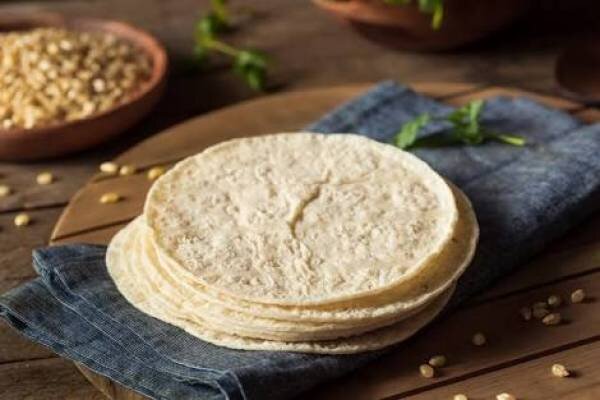 Tortilla de Maíz Mexicana - Aunque muchas personas le ponen aceite al comal  o manteca a la masa, el uso del comal es una excelente opción para reducir  la grasa que consumimos
