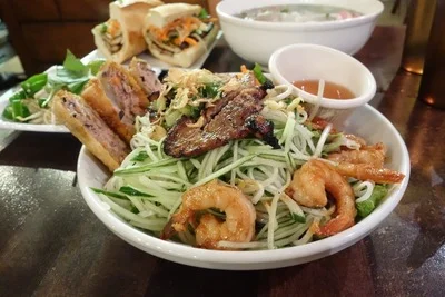 ¿Alguien dijo Vietnamita?