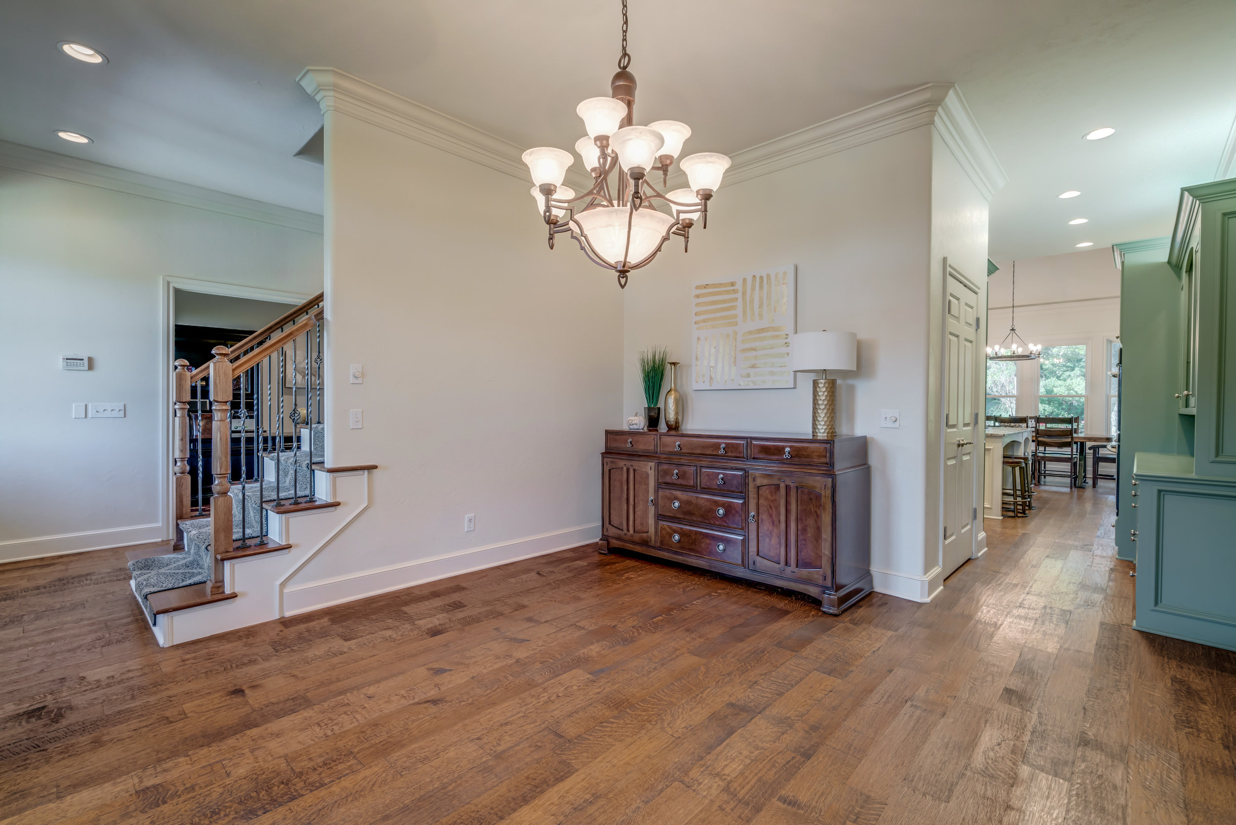 10351 Stonegate Dr INT-2.jpg