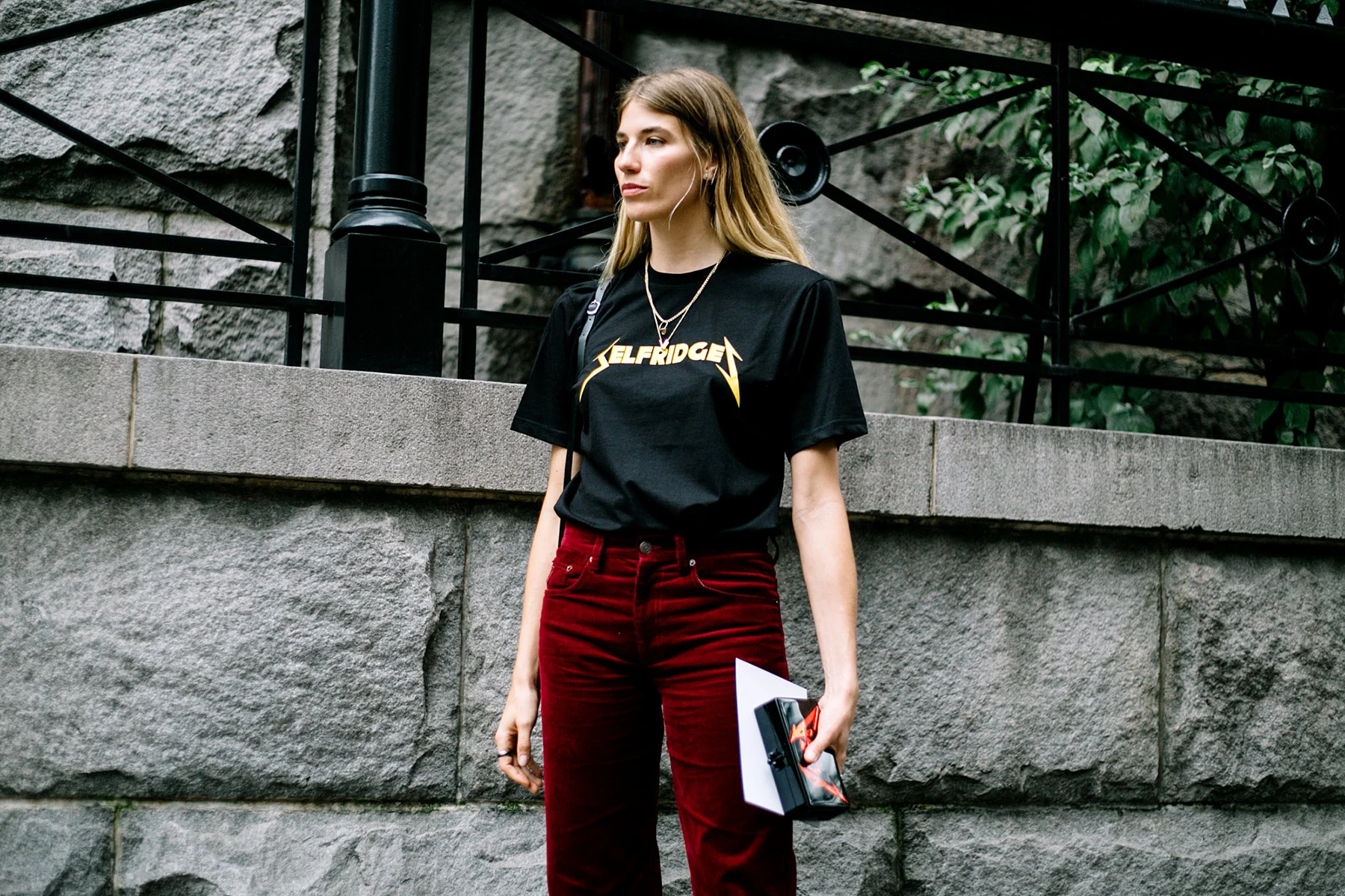 street_style_new_york_fashion_week_primavera_verano_2018_381719159_1800x1200.jpg