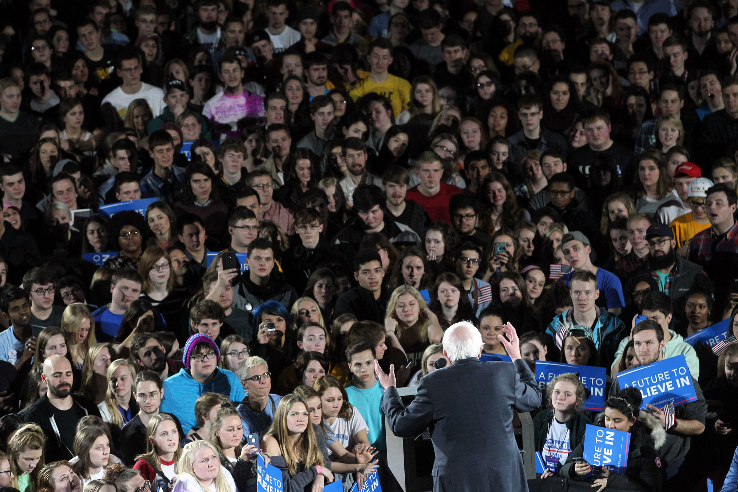 Democratic presidential candidate Bernie Sanders speaks to a crowd at the UI Field House.