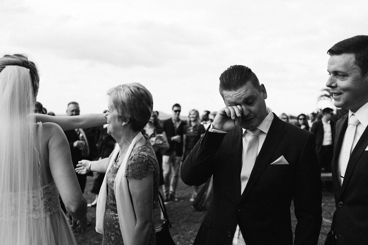 Ben-whitmore-Byron-Bay-Fig-Tree-Wedding-1001254.jpg