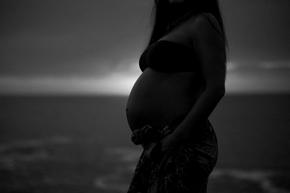 Tina-Webster-Maternity-shoot-Fingal-Head_LR-78.jpg