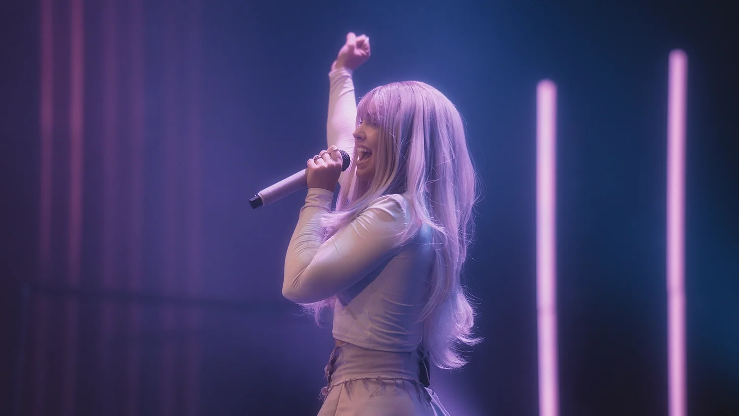 Polly (Caroline Aronsson) of Dolly Style (	Caroline Aronsson, Vilma Davidsson,  Annie Moreau and Mikaela Samuelsson) live in concert at Ritz in Vaasa, Finland.