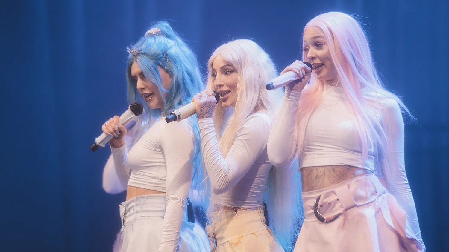 Dolly Style (Caroline Aronsson, Vilma Davidsson,  Annie Moreau and Mikaela Samuelsson) live in concert at Ritz in Vaasa, Finland.