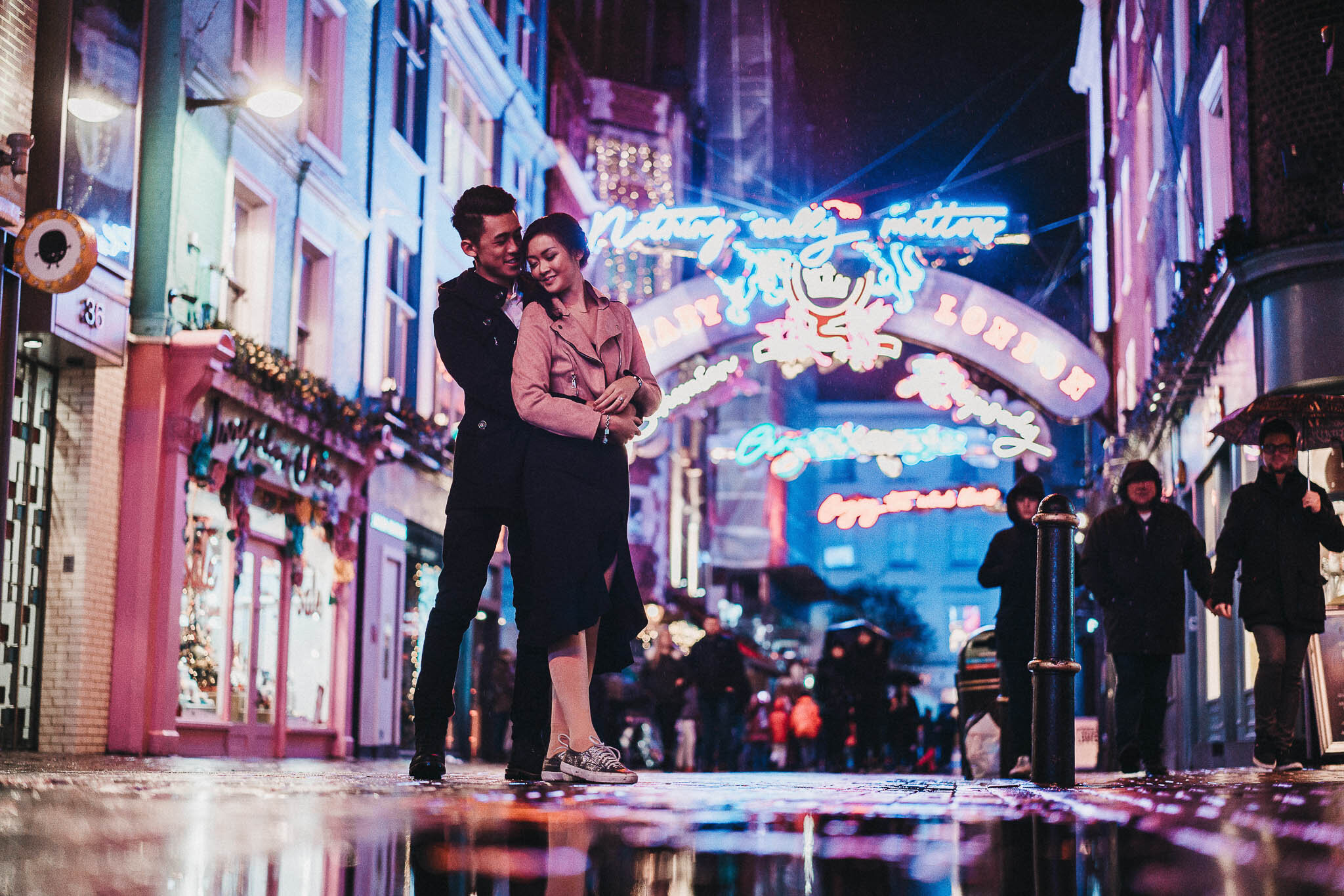 night-time-portrait-on-carnaby-street