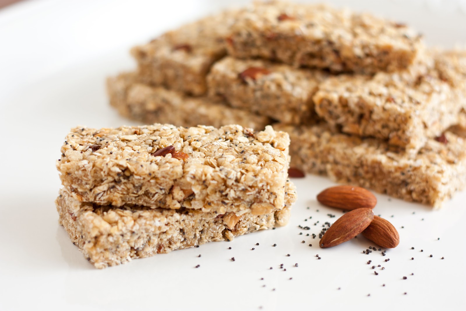 almond+poppy+seed+granola+bars.jpg