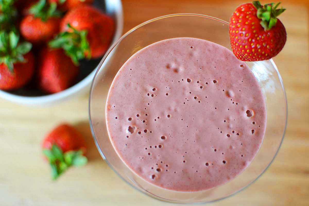 Strawberry-Shortcake-Smoothie-1.jpg