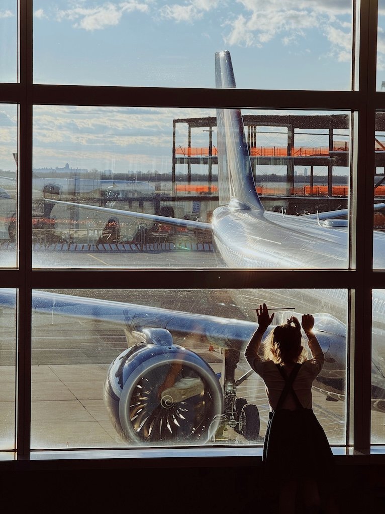 Departures Hall JFK Airport New York by Eric Van Nynatten.JPG