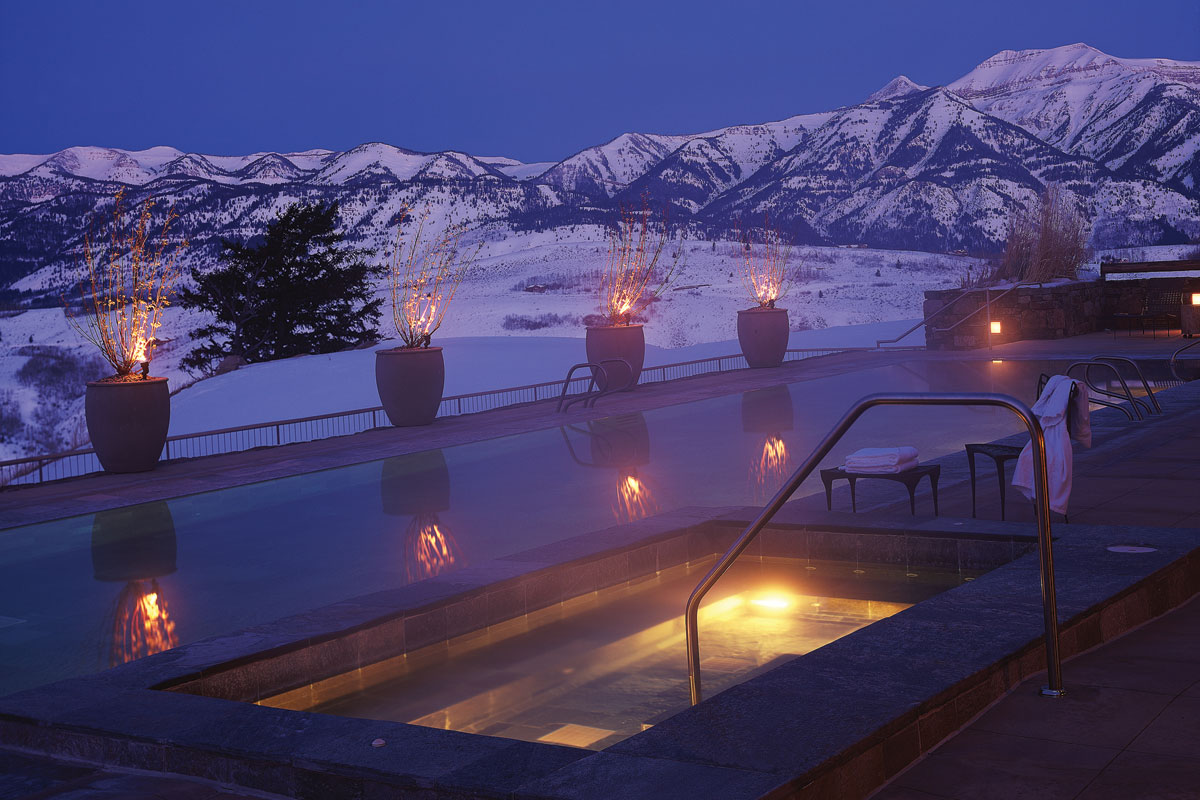 Jet to Amangani Jackson Hole for powdery pistes and unrivaled luxury.