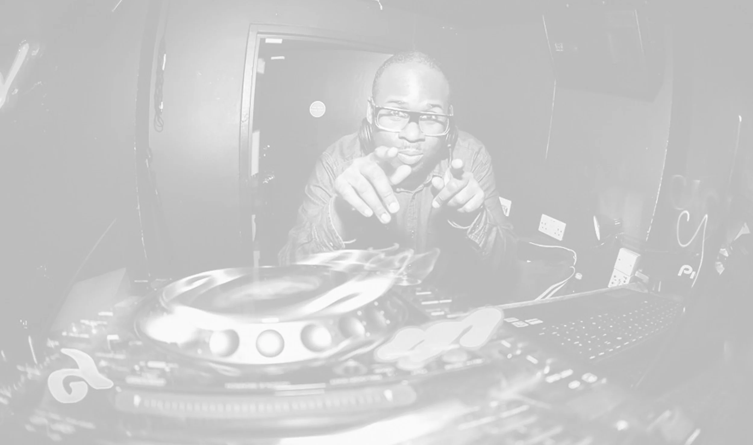 banner dj.jpg