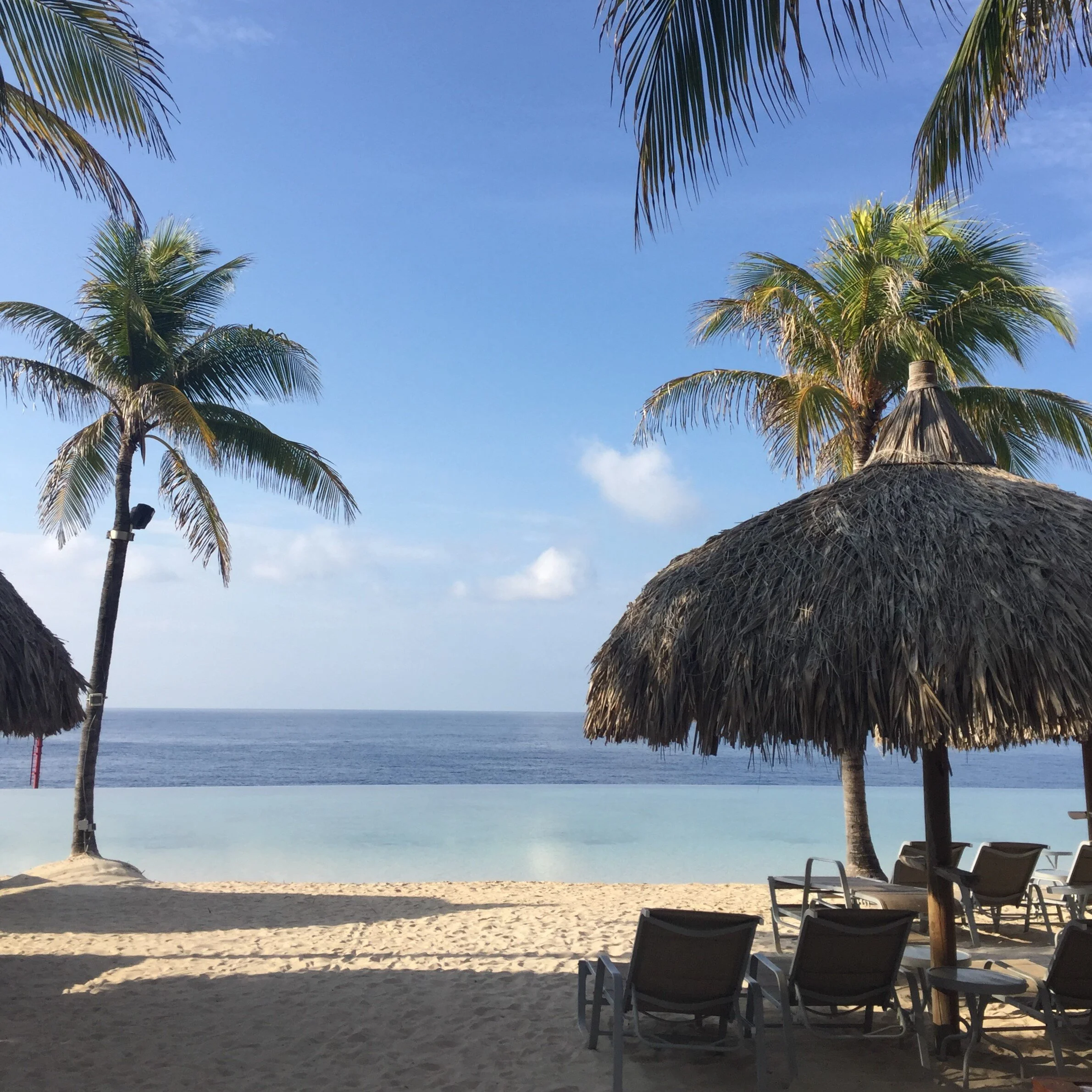 Curacao Beach (2).JPG