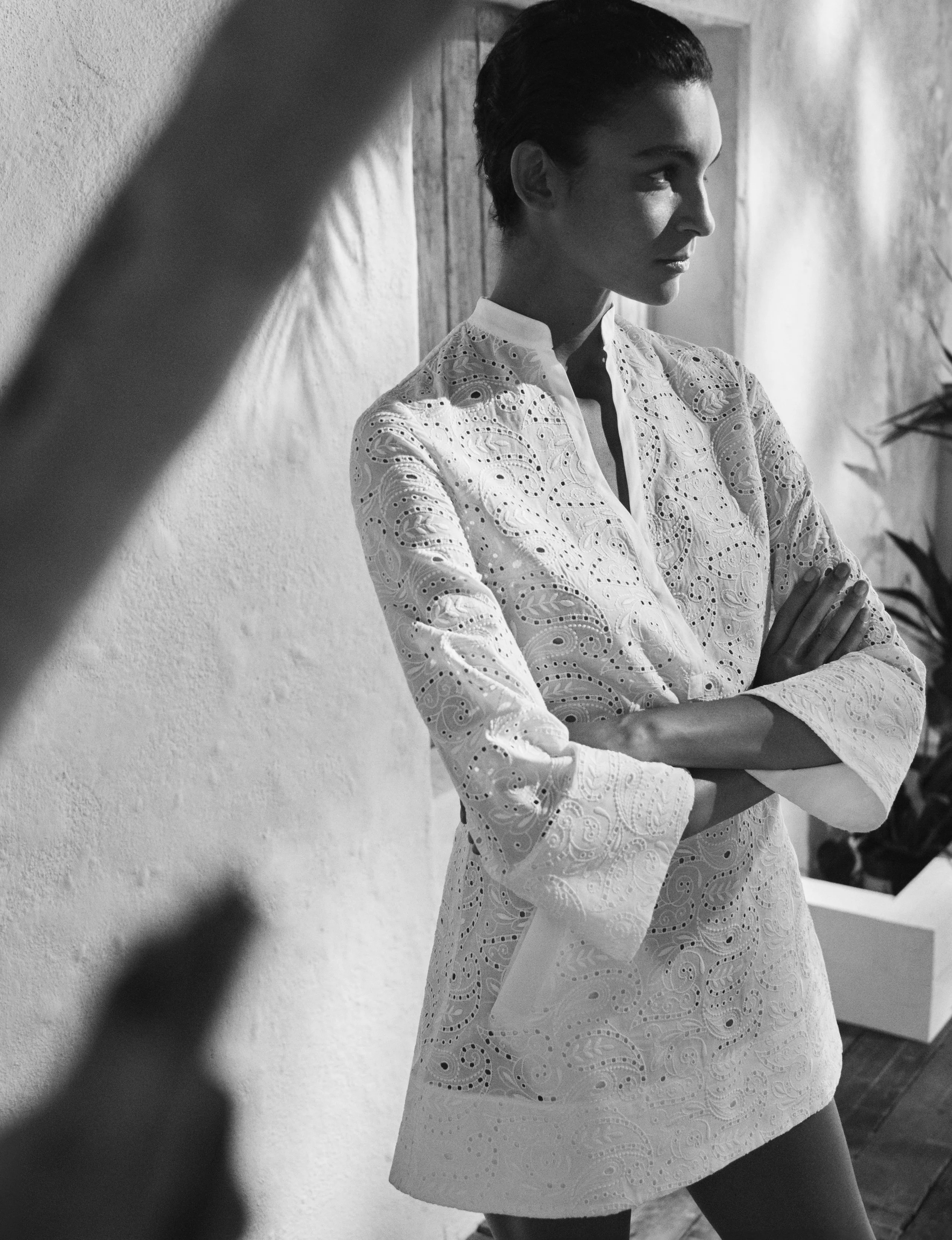 TGL_DR8011_VERITY_DRESS_WHITE_BRODERIE_ANGLAISE_027.jpg