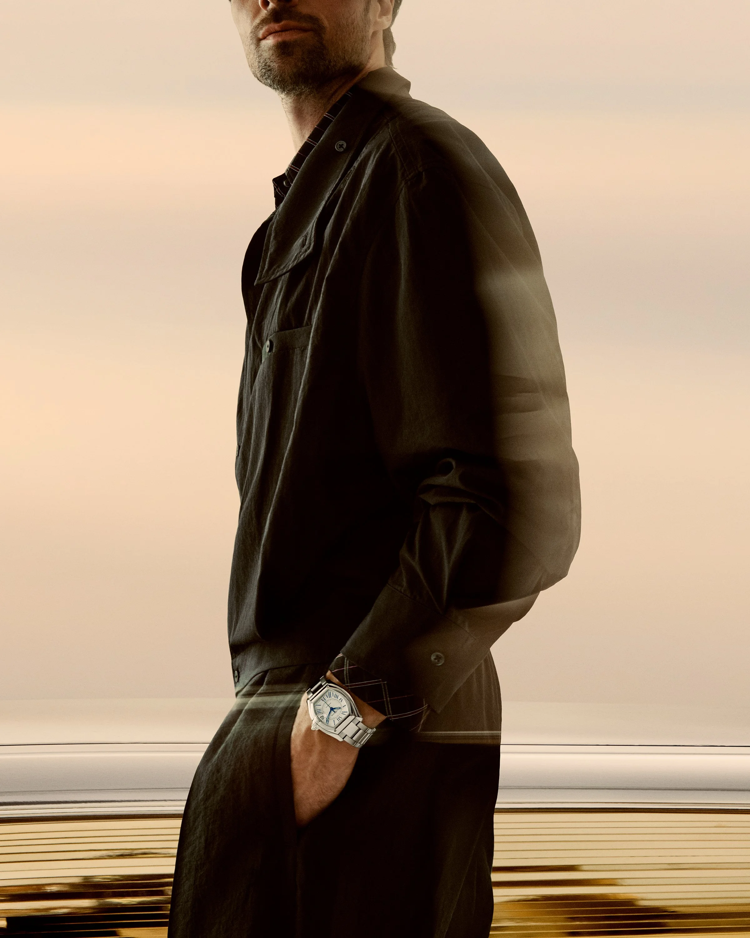 ROADSTER_WORN_SHOOT3_LARGE_STEEL_WSRD0020_RVB.jpg