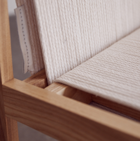 Leather detail to fasten rope base and seat