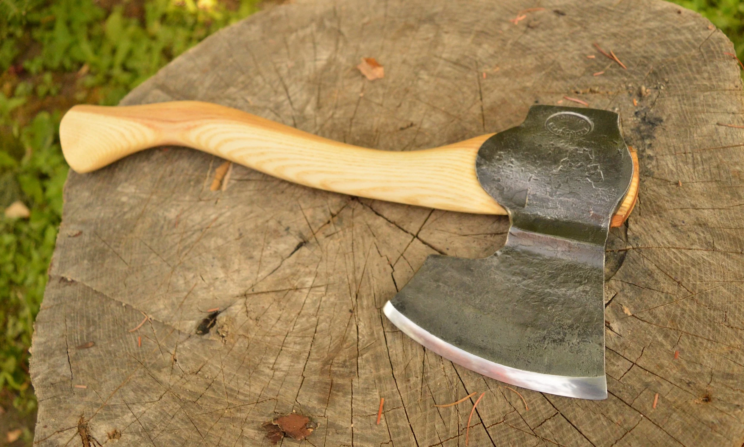 blacksmith-forged-canada-handmade-axe-blacksmith-hatchet-paul-krzyszkowski-toronto Paul Krzyszkowski www.TorontoBlacksmith.com