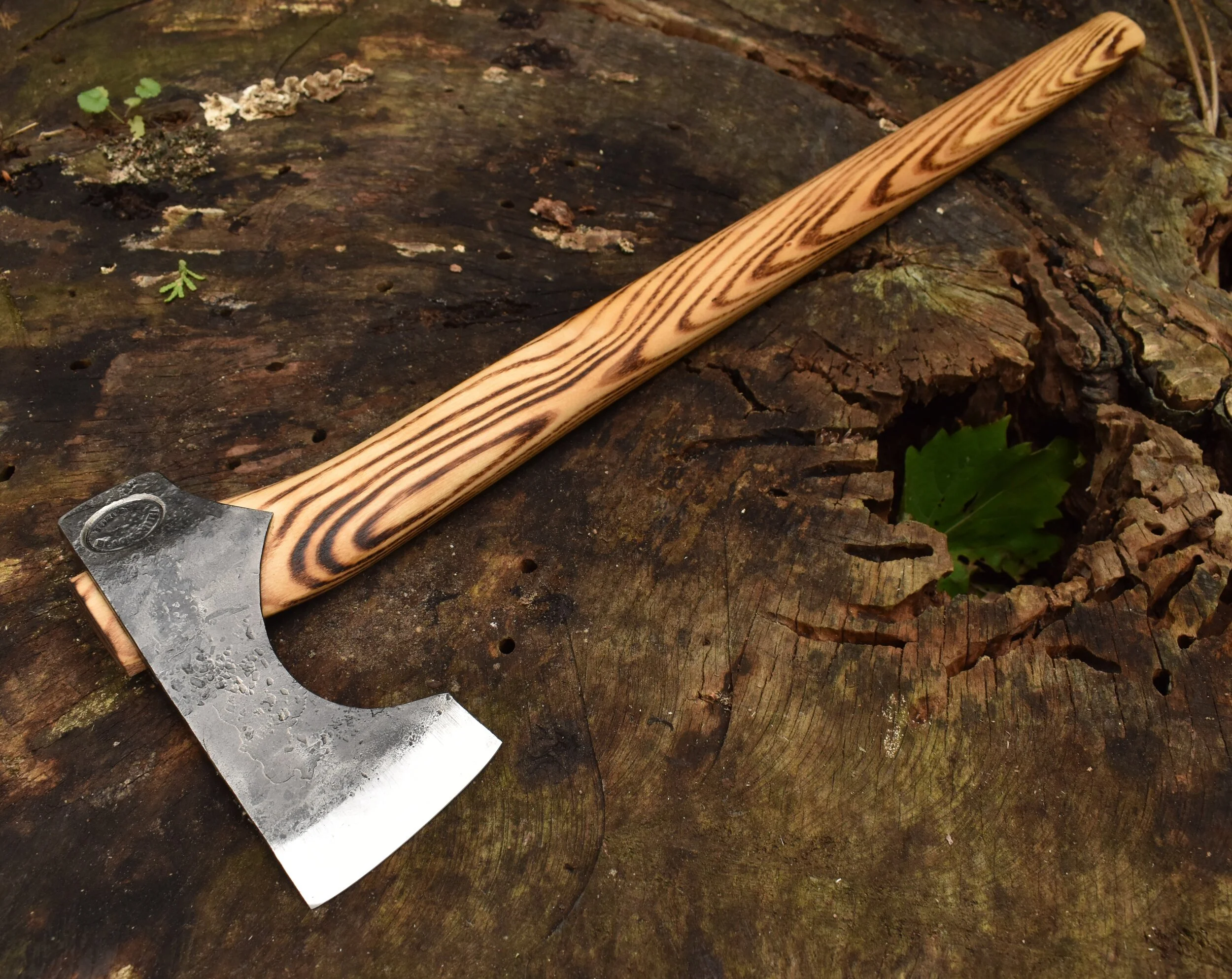 toronto-blacksmith-axe-viking-battle-paul-pawel-krzyszkowski-kowal2.jpg