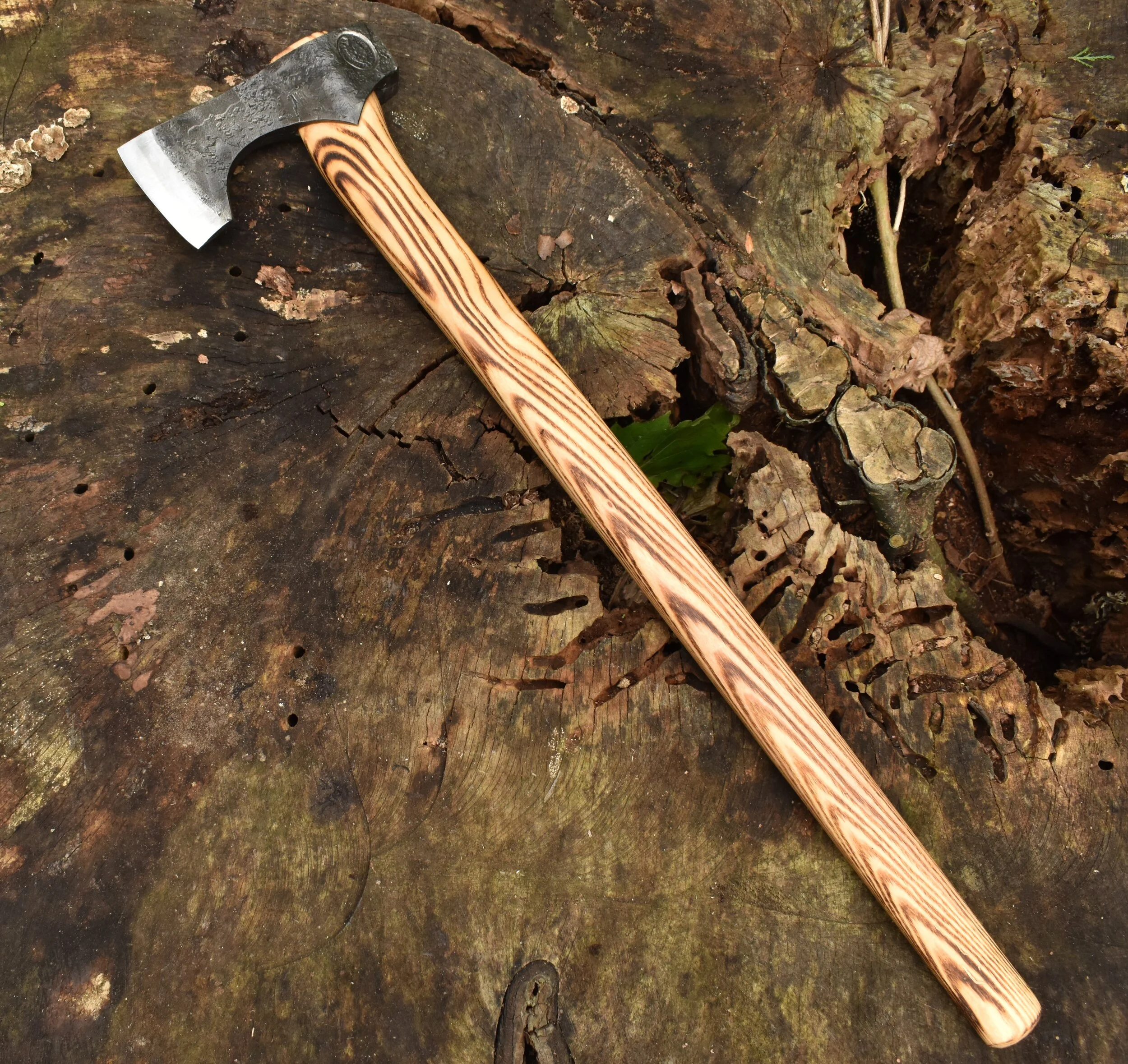 toronto-blacksmith-axe-viking-battle-paul-pawel-krzyszkowski-kowal.jpg