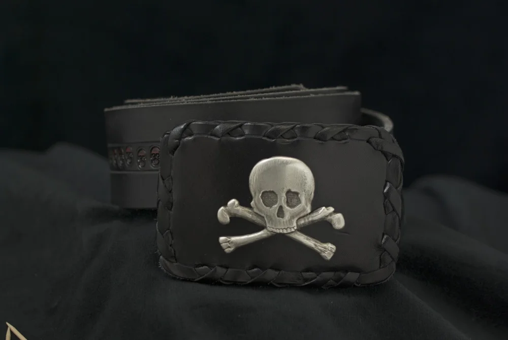 Custom skull belt buckle